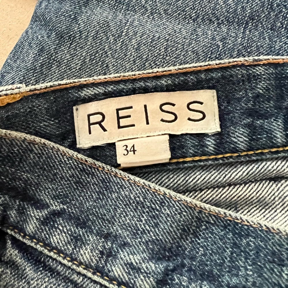 Reiss Distressed Drake Jeans in Freeport - Picture 5 of 7